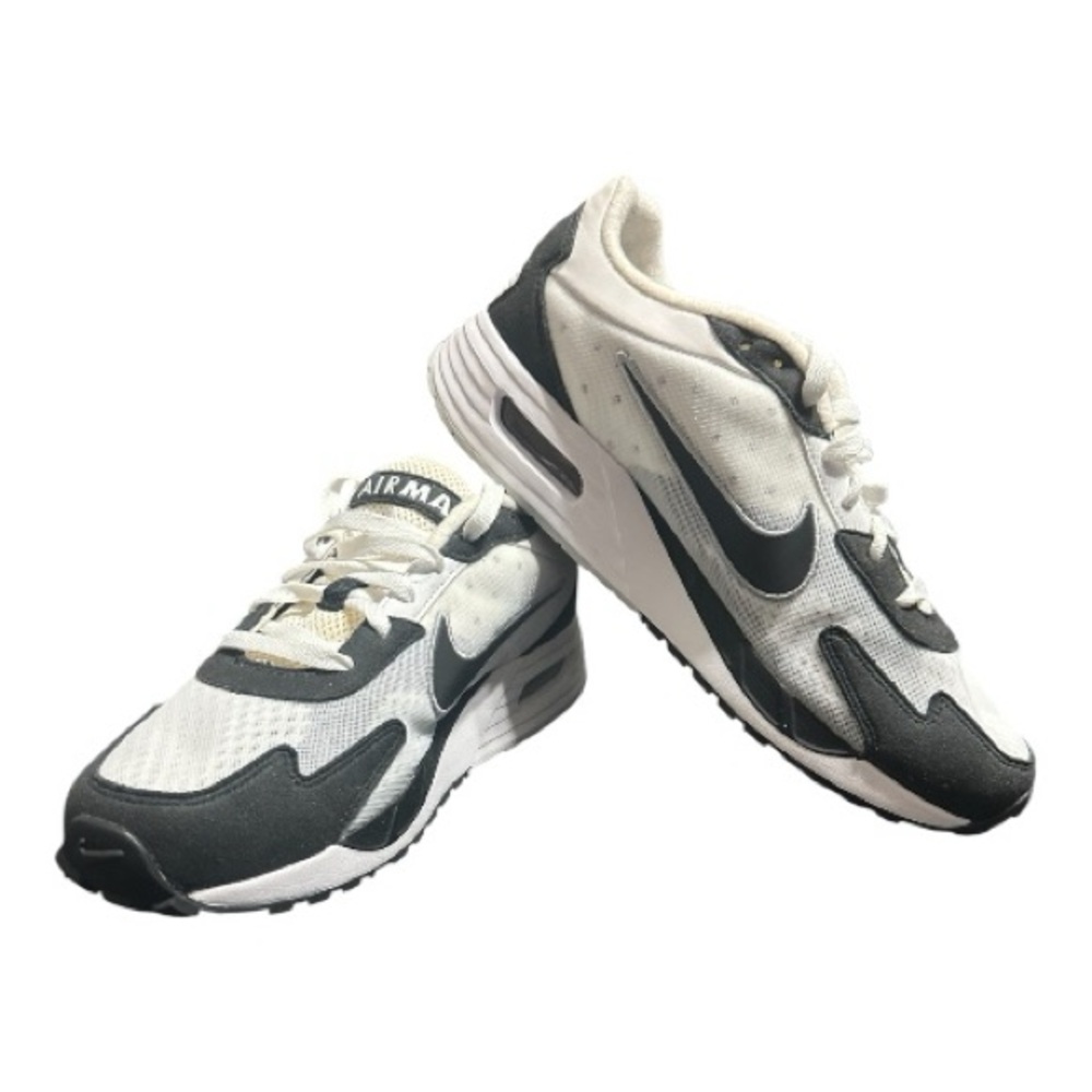 Nike Air Max Solo Women’s 10.5 White Black Sneakers Worn Once